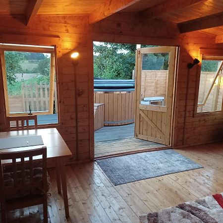 巴斯 Norwell View Farm Glamping With Hot Tubs酒店 外观 照片