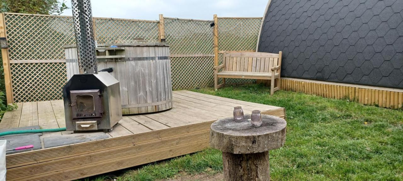 巴斯 Norwell View Farm Glamping With Hot Tubs酒店 外观 照片